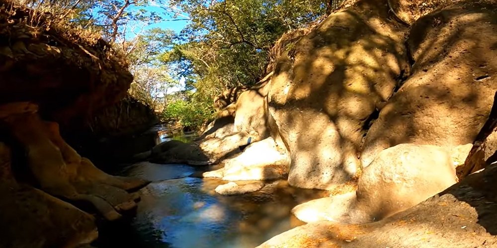 La Cascada del Elefante (Puga, Nayarit): Nostalgia, Aventura y Cómo Visitarla Hoy La Cascada del Elefante (Puga, Nayarit): Nostalgia, Aventura y Cómo Visitarla Hoy